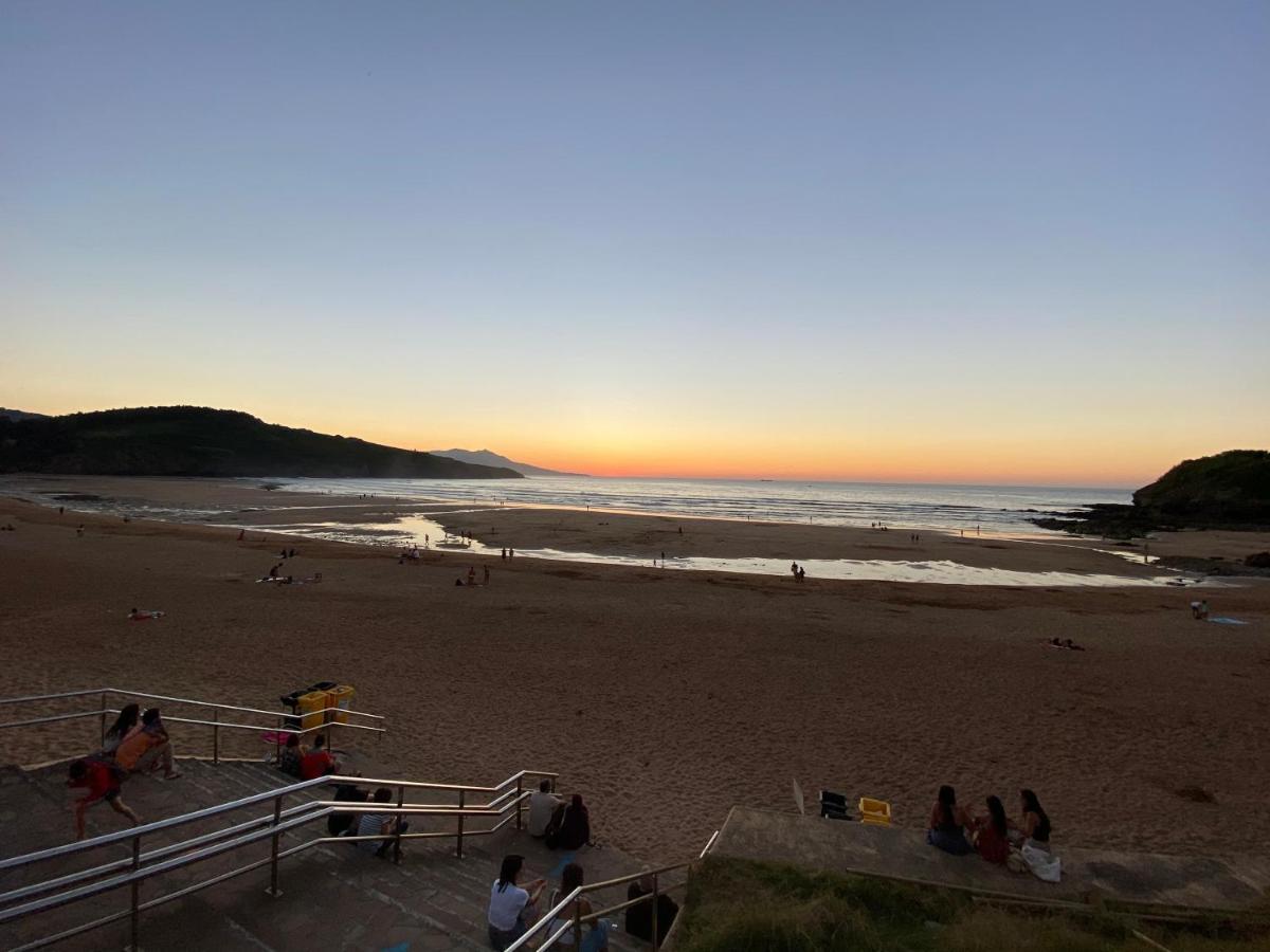 La Arena Beach sunset Ciérvana Exterior foto